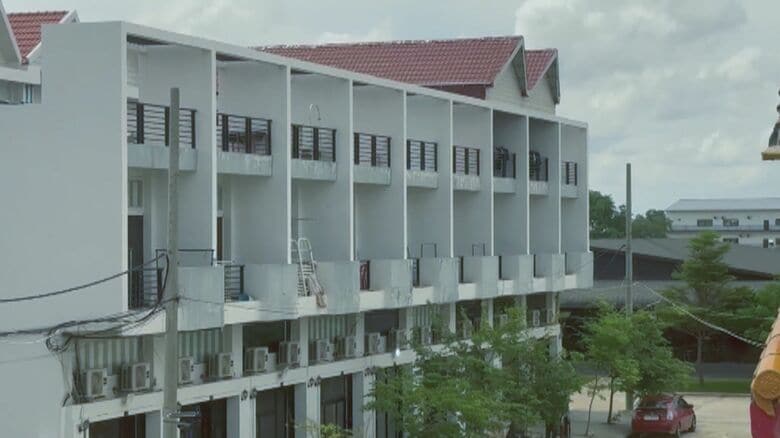 特殊詐欺に関わった疑い…カンボジアで拘束中の日本人29人全員の逮捕状請求へ 8月下旬にも日本へ移送の方針｜FNNプライムオンライン