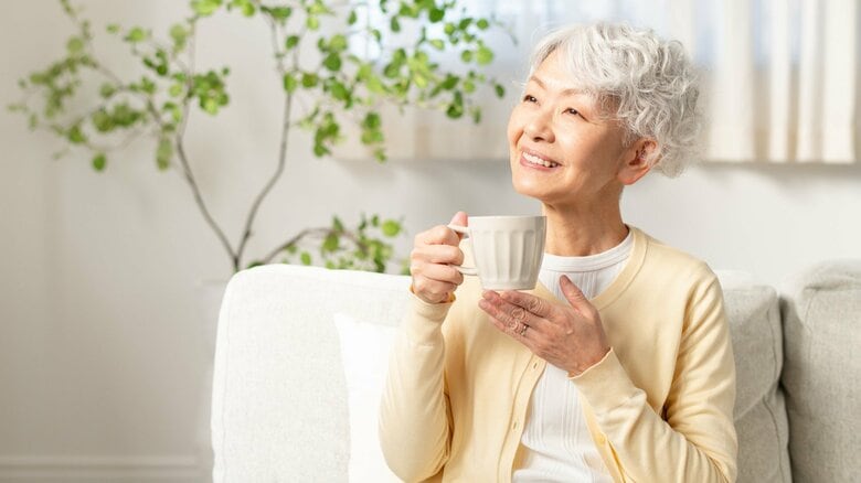 認知症予防のカギはポリフェノールを多く含む食べ物を。第一人者のおすすめは「コーヒー」「シークヮーサー」「みかん・柚子」｜FNNプライムオンライン