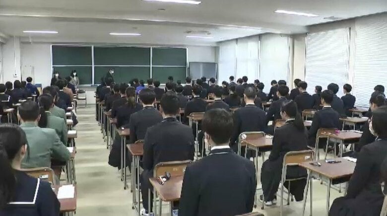福岡県内の公立高校で推薦入試　受験生が作文や面接に臨む　全体倍率は1.46倍とわずかに低下　一般入試は3月10日｜FNNプライムオンライン