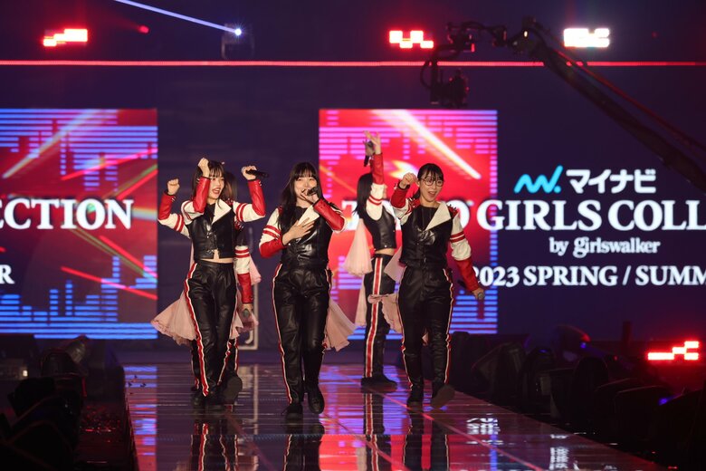 (c)マイナビ TOKYO GIRLS COLLECTION 2023 SPRING/SUMMER