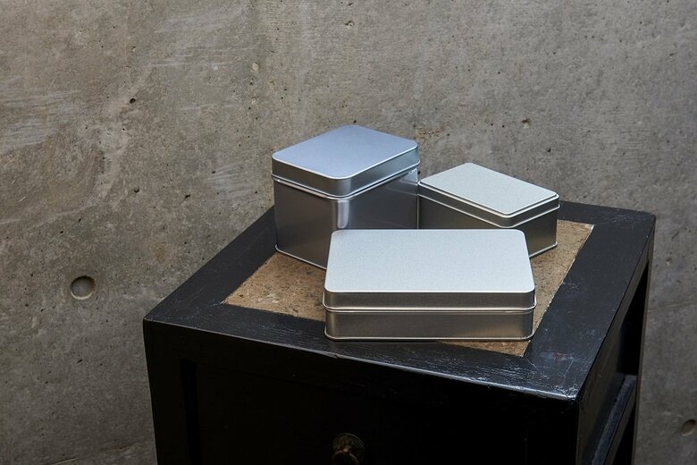 Candy缶の他にもさまざまな缶を製造している