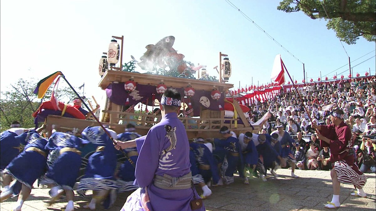 四の五の言わずに押せ曳け廻せ！」長崎くんちの麹屋町、10年ぶりの川船