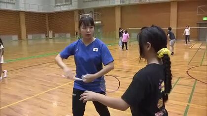 綾川町出身で「デフリンピック」日本代表・片山結愛選手がデフバドミントンの体験イベント【香川】