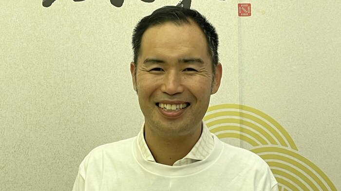 都知事杯オープンデータ・ハッカソンで最優秀賞を受賞。チームリーダーの磯本さん(12日 都庁)