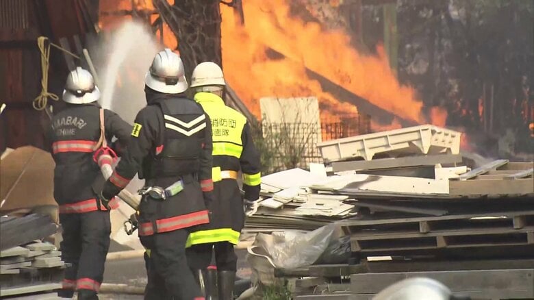 新たに宮崎市でも発生…愛媛・今治市や岡山市の山火事いまだ鎮火めど立たず　今治市全域では大規模停電の可能性があり7万6000戸影響か｜FNNプライムオンライン