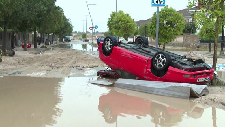 記録的大雨でスペイン中部で洪水…3人死亡 3人行方不明｜FNNプライムオンライン