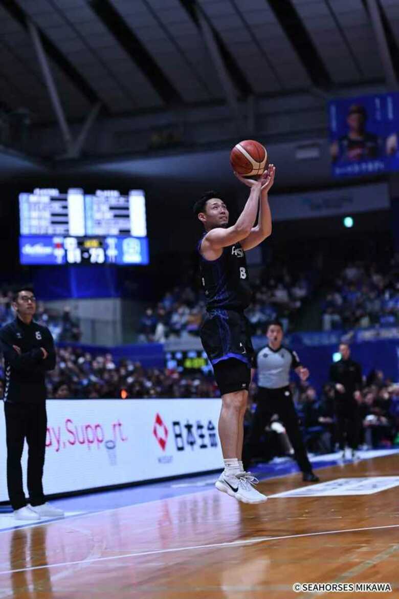 【シーホース三河】100点ゲームで滋賀を退けて7連勝　27得点のトーマス・ケネディ「誰もがヒーローになる可能性を秘めたチーム」｜FNNプライムオンライン