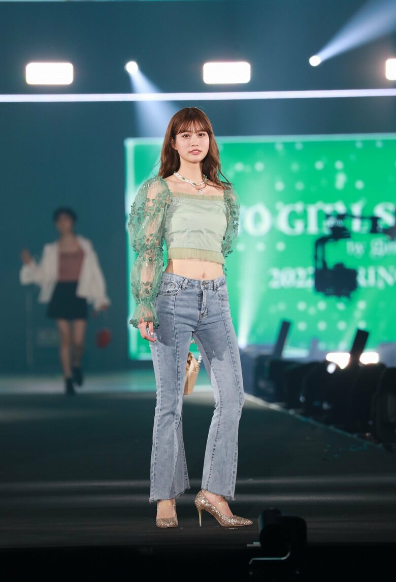 (C)マイナビ▲TOKYO▲GIRLS▲COLLECTION▲2022▲SPRING/SUMMER