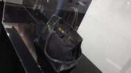 【注目】最高価格更新なるか…エルメス「バーキン」初代バッグがオークションへ　故ジェーン・バーキンさん約10年間愛用…イニシャル「J.B」刻印