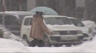 冬に逆戻り 雪解け一転 凍結路面でスリップ事故相次ぐ 冷え込み水たまり凍る