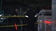 駐車場で男性が複数カ所刺される殺人未遂事件　犯人逃走中　多賀…