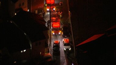 住宅で母親と3人の息子死亡 母親と長男発見の部屋から血が付いた包丁とおの…無理心中か…