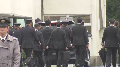 隊員死亡の駐屯地で葬送式　小泉防衛大臣も参列　日出生台演習場４人死傷事故　大分