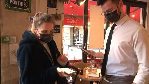 フランス ワクチン接種を事実上義務化 未接種は飲食店など利用できず