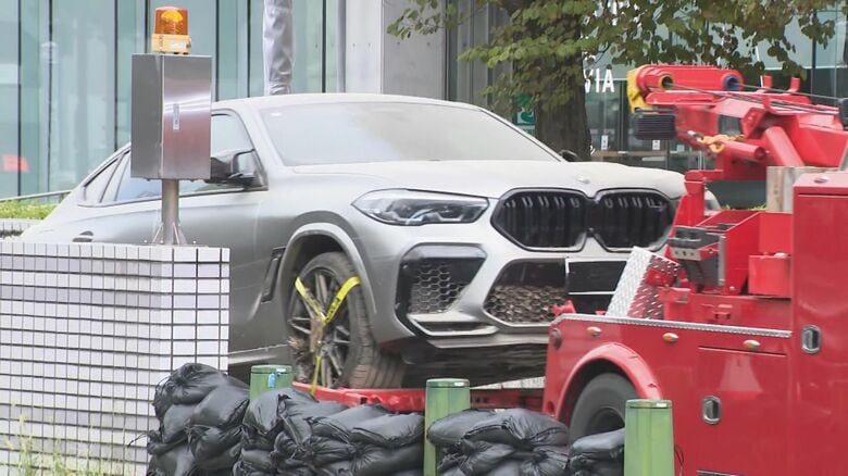 水没車の所有者「皆どれだけ辛いか…」浸水した地下駐車場で本格的な搬出作業始まる 全国からレッカー車の応援｜FNNプライムオンライン