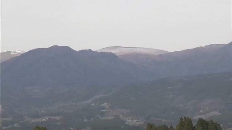 霧島連山・新燃岳が7年ぶり「噴火警戒レベル3」　その後警戒範囲は縮小されるも、専門家は「噴火のリスクはなくなっていない」「安全宣言ではない」引き続き注意呼びかけ｜FNNプライムオンライン