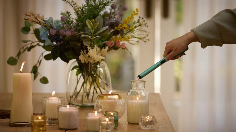 3つの工場に断られても諦めなかった。老舗メーカーの挑戦が生んだ“魔法の杖” CANDLE WAND誕生の裏側