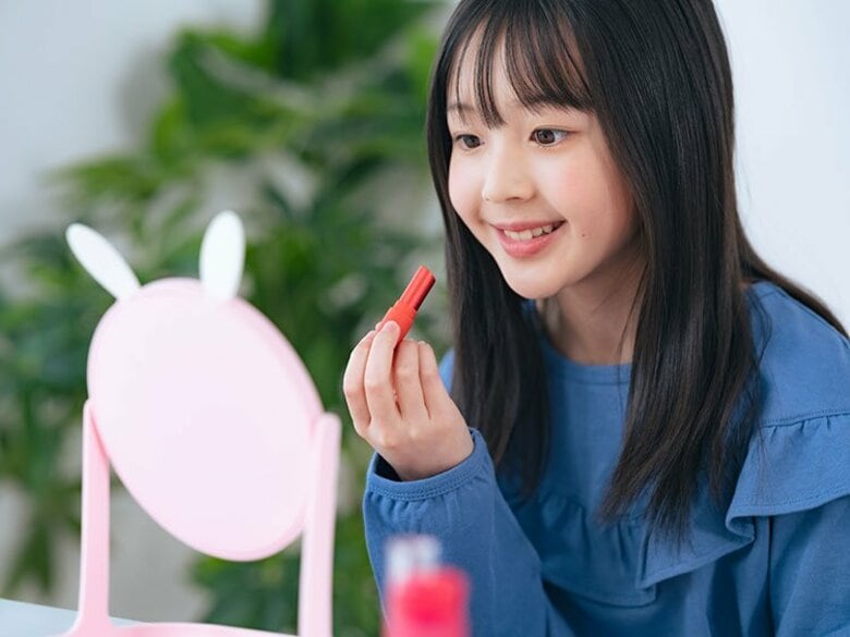 【調査結果】メイクをすることがある小中学生は64％で昨年より増加。人気のコスメは「rom＆nd」と「CANMAKE」