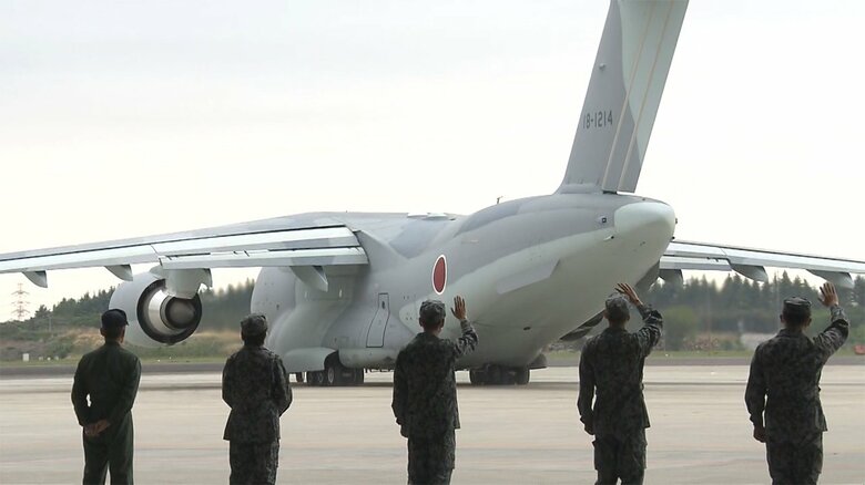 【速報】ウクライナ避難民輸送物資輸送で自衛隊機出発｜FNNプライムオンライン