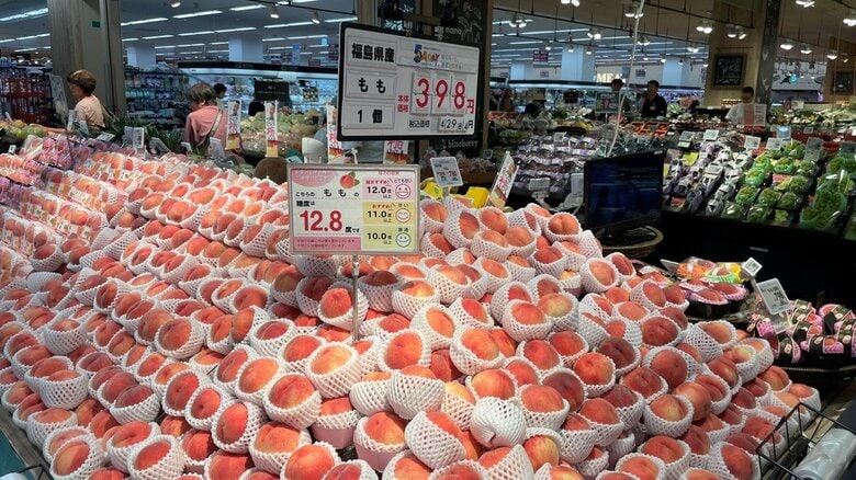 旬のあかつきが色鮮やかに並ぶ