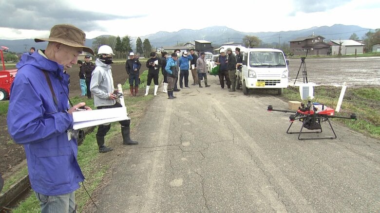 秋田・大仙市で行われたドローン直まきの実証実験（2025年5月）