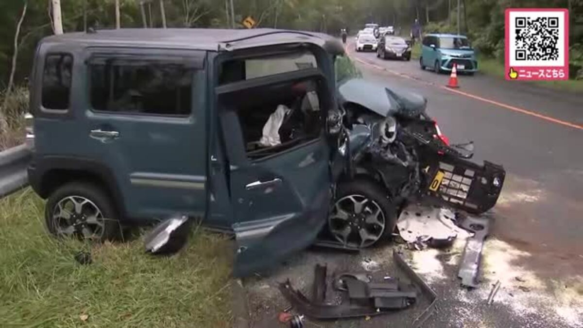 軽自動車同士が正面衝突し男女4人搬送…70代女性1人が死亡_現場は片側1