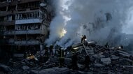 ゼレンスキー大統領「米中首脳会談前のタイミングを狙い軍事攻勢アピール」と非難　ロシア軍がウクライナに大規模無人機攻撃　6人死亡