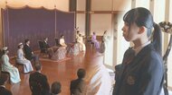 緊張で｢ガクガク｣ 天皇皇后両陛下の前で… 女子高校生ならではの