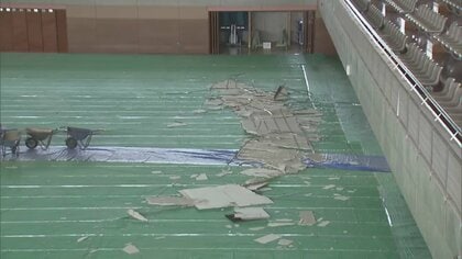 体育館の天井から“石膏ボード”剥落…「とてつもない揺れ」墓石はねじれるように倒壊　愛媛・高知で深夜に震度6弱