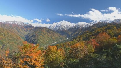 剱岳と紅葉の絶景コラボ！馬場島「今シーズン一番の冷え込み」で色鮮やかに輝く特等席