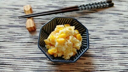 もう一品にもぴったり！火と包丁いらずで防災食になる「いかフライとにんじんのサラダ」と「厚揚げとコーンの和え物」