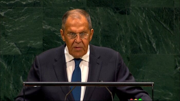 「日本は軍国主義の道を歩んでいる」と演説したロシア・ラブロフ外相