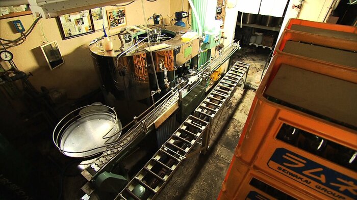 静まりかえった工場
