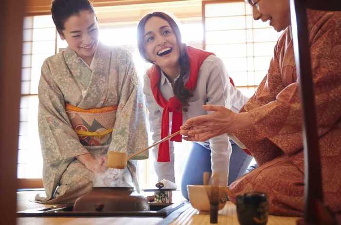 「完璧を追求する」その一方で「できて当たり前の考え方」…外国人から見た日本の“強みと弱み”