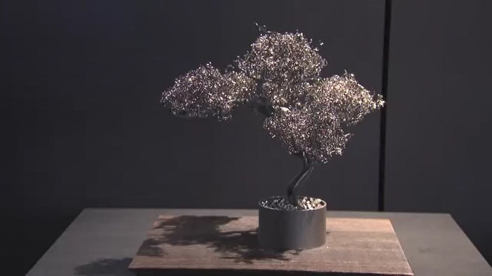 癒しのミニ盆栽に全身金属のメタル盆栽!楽しみ方はそれぞれ無限