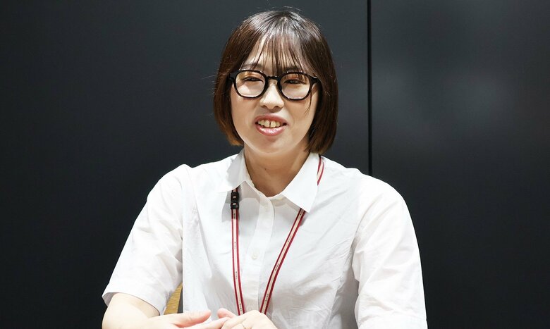 スキンケアシリーズに込める思いを語る中野さん