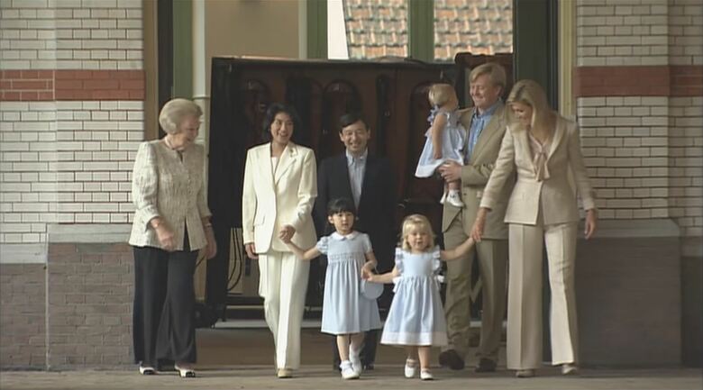 オランダ女王の別荘で夏季休暇を過ごされる天皇ご一家