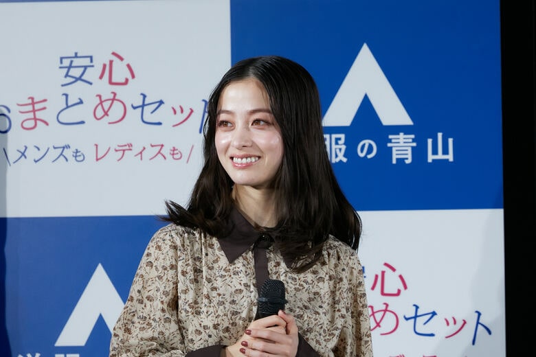 洋服の青山 「フレッシャーズ安心おまとめセット」新CM記者発表会