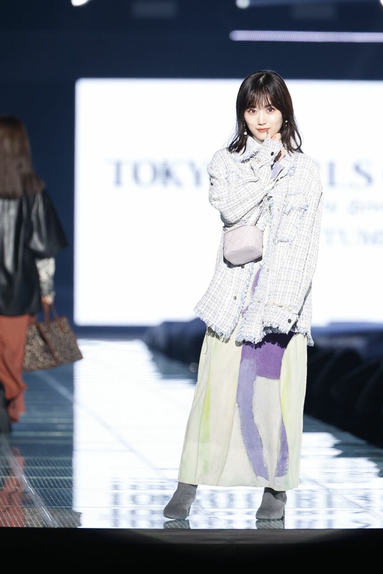 山下美月さん(c) マイナビ TOKYO GIRLS COLLECTION 2022 AUTUMN/WINTER