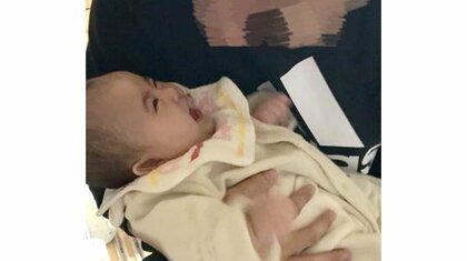 「あ゛う！！！！」チューしようとするパパに“ブチ切れ”る赤ちゃんに爆笑…髭が嫌だった？状況を聞いた