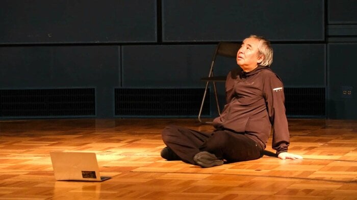 受付からすべてを一人で担う(提供:キューブ)