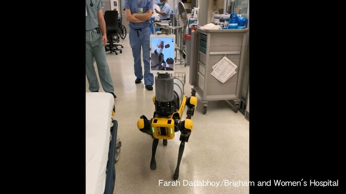 コロナ患者の状態を把握するためのロボットも活躍