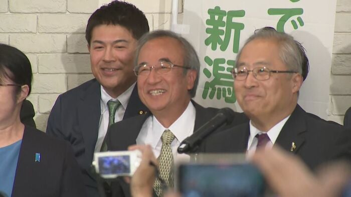 花角英世 氏