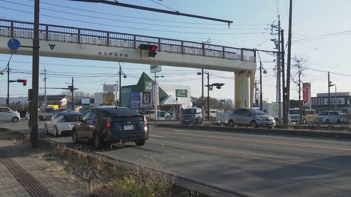 佐久市岩村田の県道