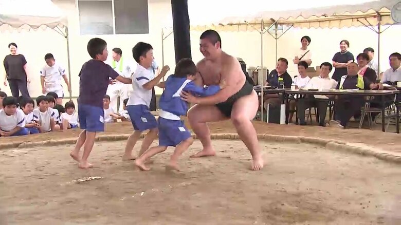 平舘小学校で相撲フェスティバル　全国大会常連の高校生も登場　岩手県八幡平市｜FNNプライムオンライン