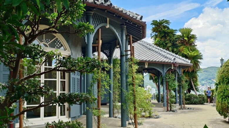 日本の建築技術者が洋館を建築