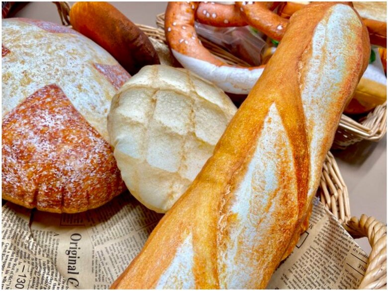 なんとこれら、パンのぬいぐるみ