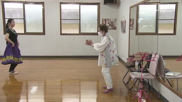 常磐音楽舞踊学院・最高顧問のカレイナニ早川さん（92）
