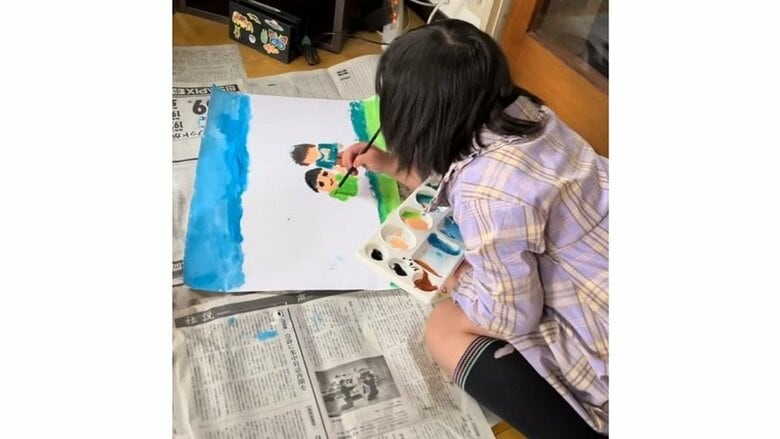 三女は絵を描くのも好き