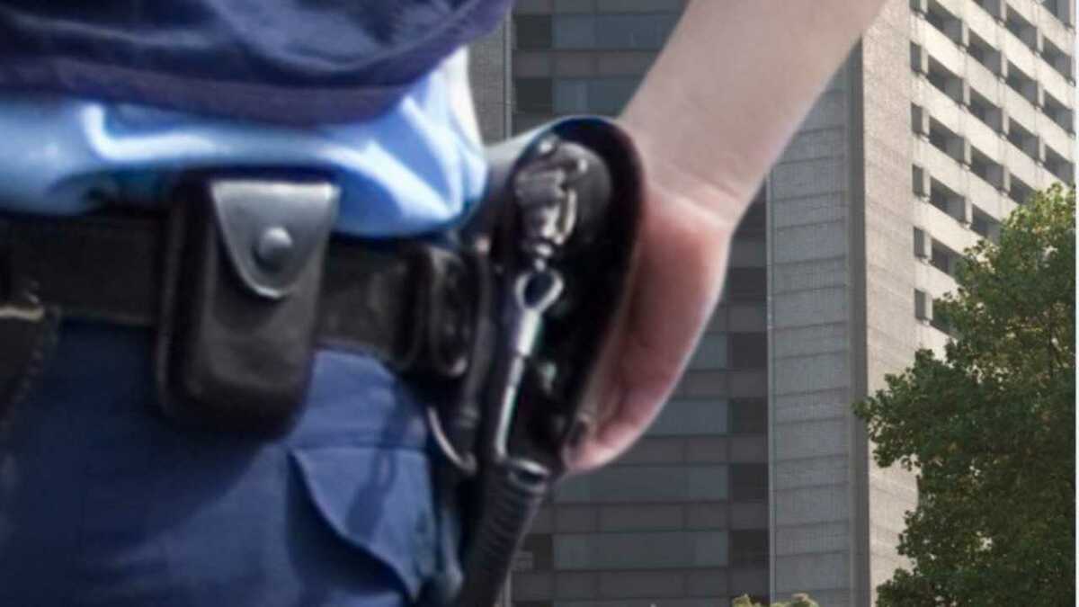 最後の一個 新型警察官けん銃ケース 警察官拳銃ケース 警察 すき